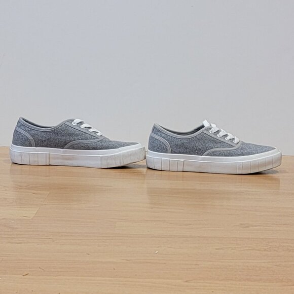 Madden Girl Grey Sneakers Winnona - size 7 - Picture 9 of 11